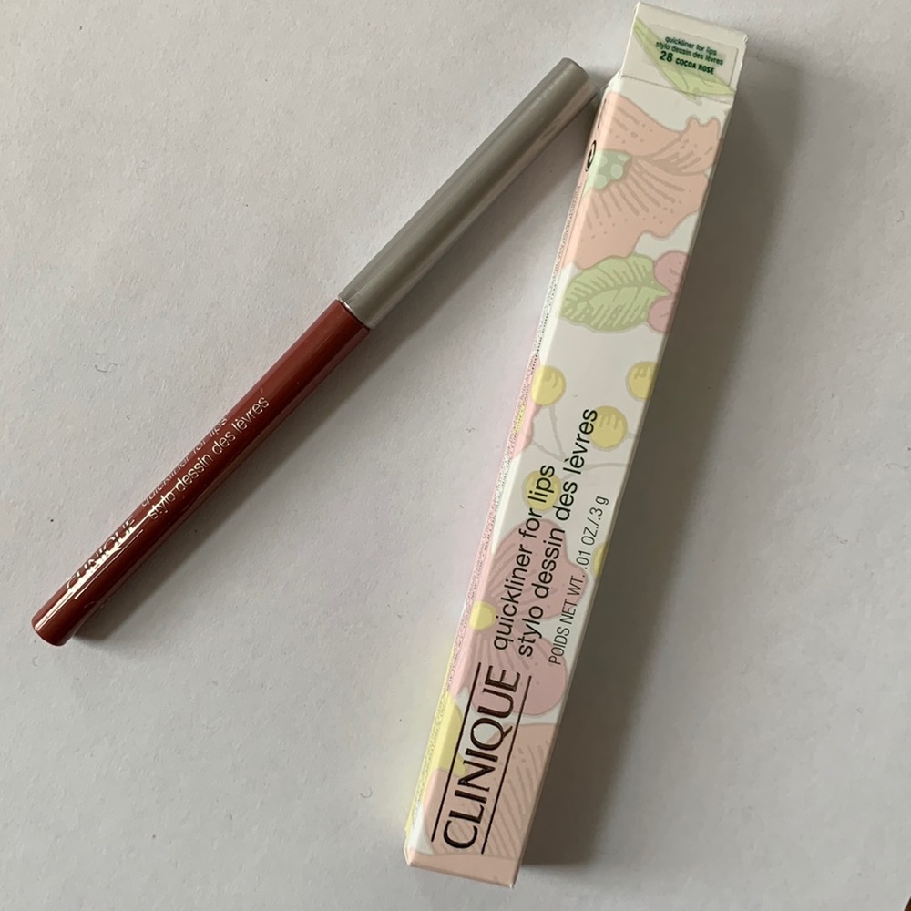 NEW Clinique lip liner